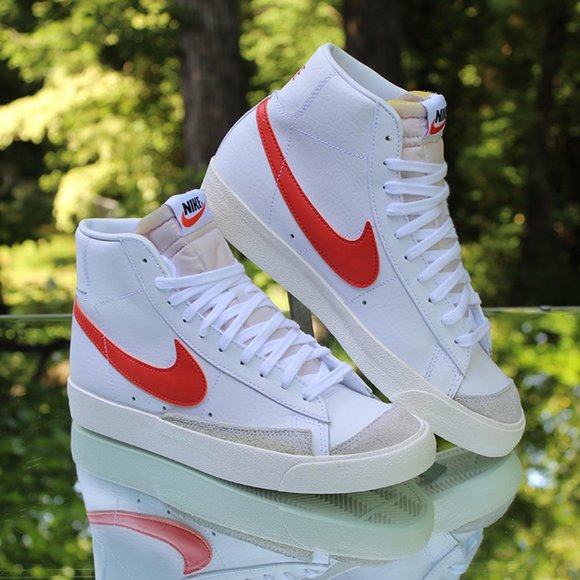 Nike Blazer Mid 77 White Bright Crimson Men's Size 8.5 - Picture 3 of 12